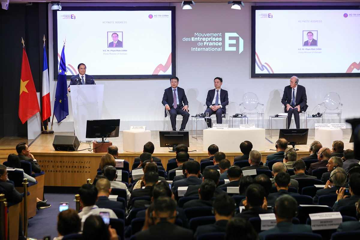 Stronger Vietnam – France business connectivity encouraged for win-win outcomes